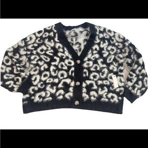 Threaded Leaf Button  Sweater Gray Fur Size Large